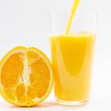 【主要生産国であるブラジルで天候不良と病害で不作】オレンジジュースは900ml、1本500円超の時代へ・・・業界団体 「当分、異常な高騰は続く」