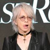 【音楽】「とても55歳には見えん」　HYDEの上裸パフォにネット注目「こんなにタトゥー入ってたんだ」