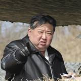 【北朝鮮】「制裁、正直きつい」「核を使うつもりはない」　金正恩氏が吐露