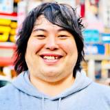 【元祖迷惑系YouTuber】へずまりゅう　運転中に交通事故起こし重傷　後方車に煽られ「畑に突っ込み５回横転」