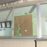 【愛知】県立高校へ校長との話し合いに来た生徒の保護者 廊下の窓ガラス割り現行犯逮捕「校長の態度にむかついた」