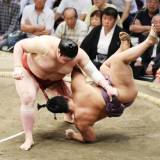 【大相撲】熱海富士真顔「みんなアレって言うけどアレって何だろう」10勝目でアレ争い２差つけ単独トップ