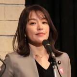 【元SPEED】金髪にイメチェン「今井絵理子参院議員」、沖縄県議選の“自民勝利”に歓喜も…　ネットでは「フランスの報告はまだですか」の声