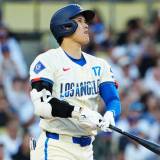 【大谷翔平、３試合連続の２３号２ラン】７戦６発の量産体制で本塁打キング独走、47年間で2人目の偉業達成