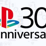 【ゲーム】ソニー、PS5 Pro(仮)を堂々とチラ見せ？PlayStation 30周年記念ビジュアルど真ん中に三本線の謎ハード