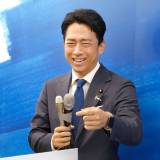 【出陣式】小泉進次郎氏、自民党総裁選で届け出順４番に「フルスイング！フルスイングで４番バッター」最後は円陣で送り出される